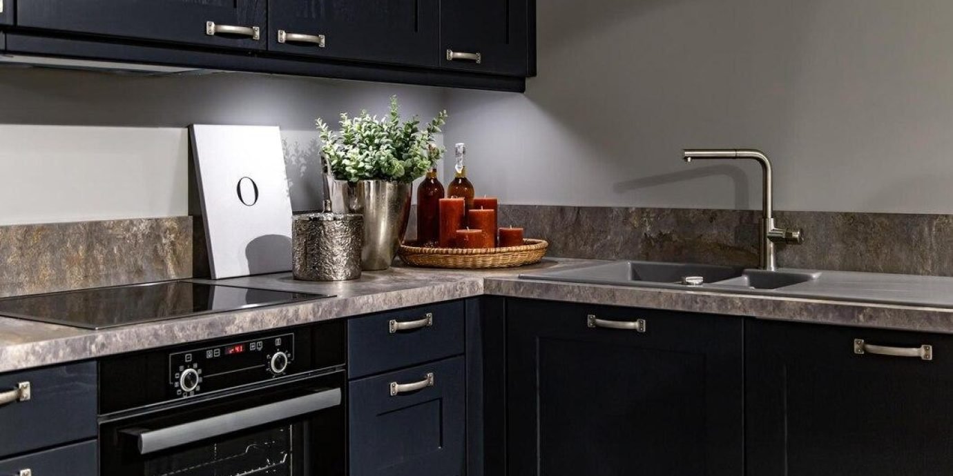 interior-modern-kitchen-with-wooden-details_169016-20193